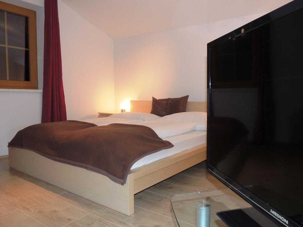Alpen Appartements Oberlehengut Werfenweng Quarto foto